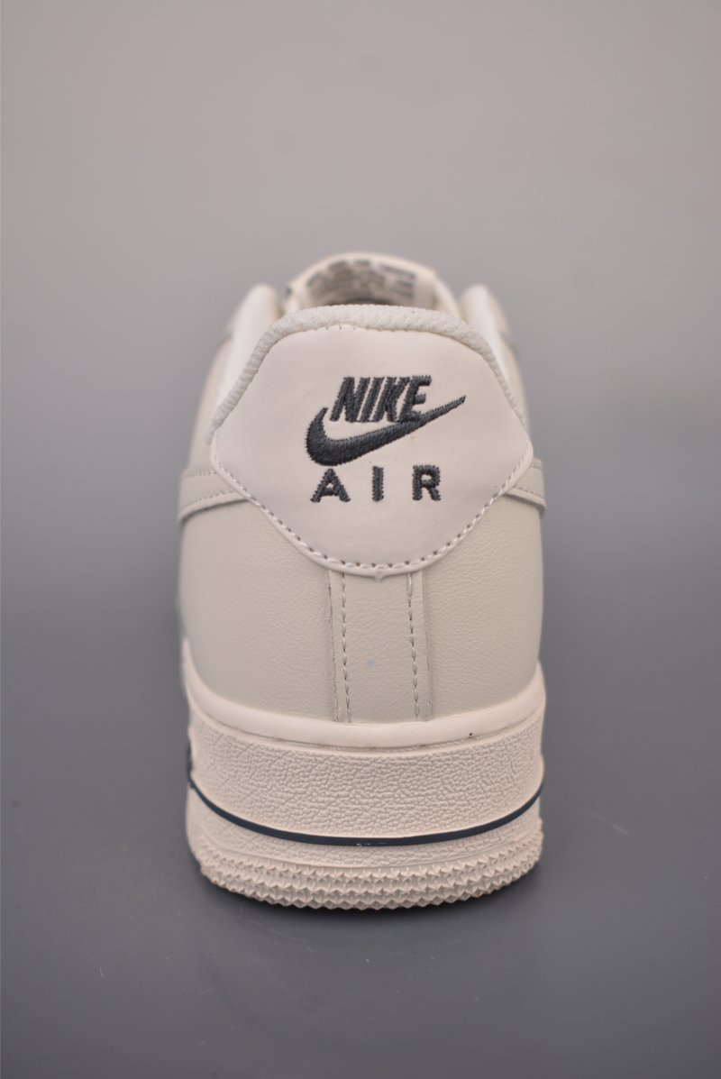 Nike Air Force 1 Low view