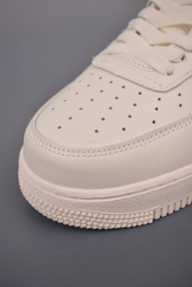 Nike Air Force 1 Low view