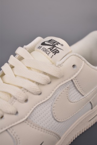 Nike Air Force 1 Low view 7