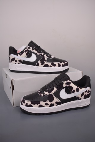 Nike Air Force 1 Low view 5