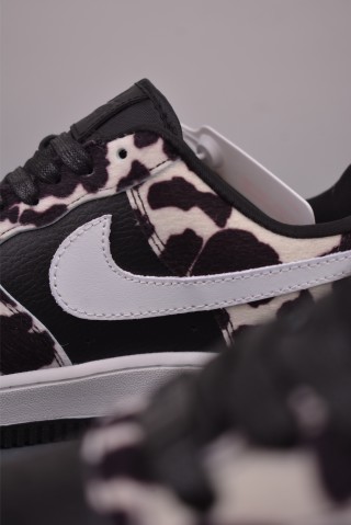 Nike Air Force 1 Low view 8
