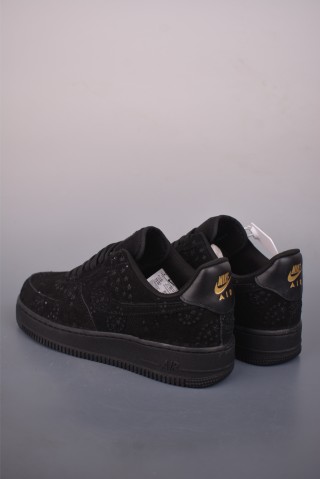Nike Air Force 1 Low view 2