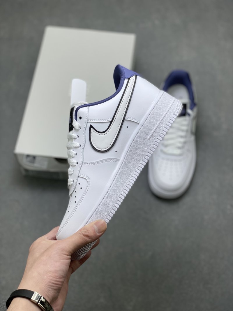 Nike Air Force 1 Low 'Gold' view