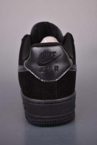 Nike Air Force 1 Low view 4