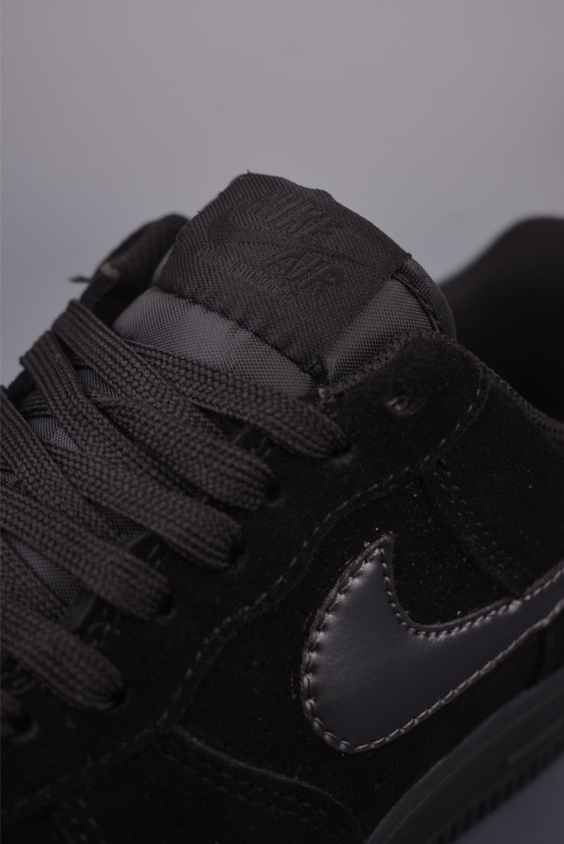 Nike Air Force 1 Low view