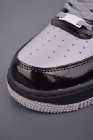 Nike Air Force 1 Low view 6
