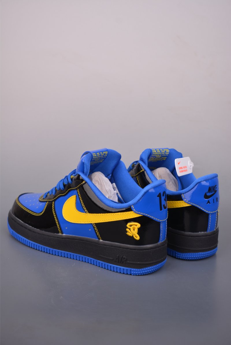 Nike Air Force 1 Low view