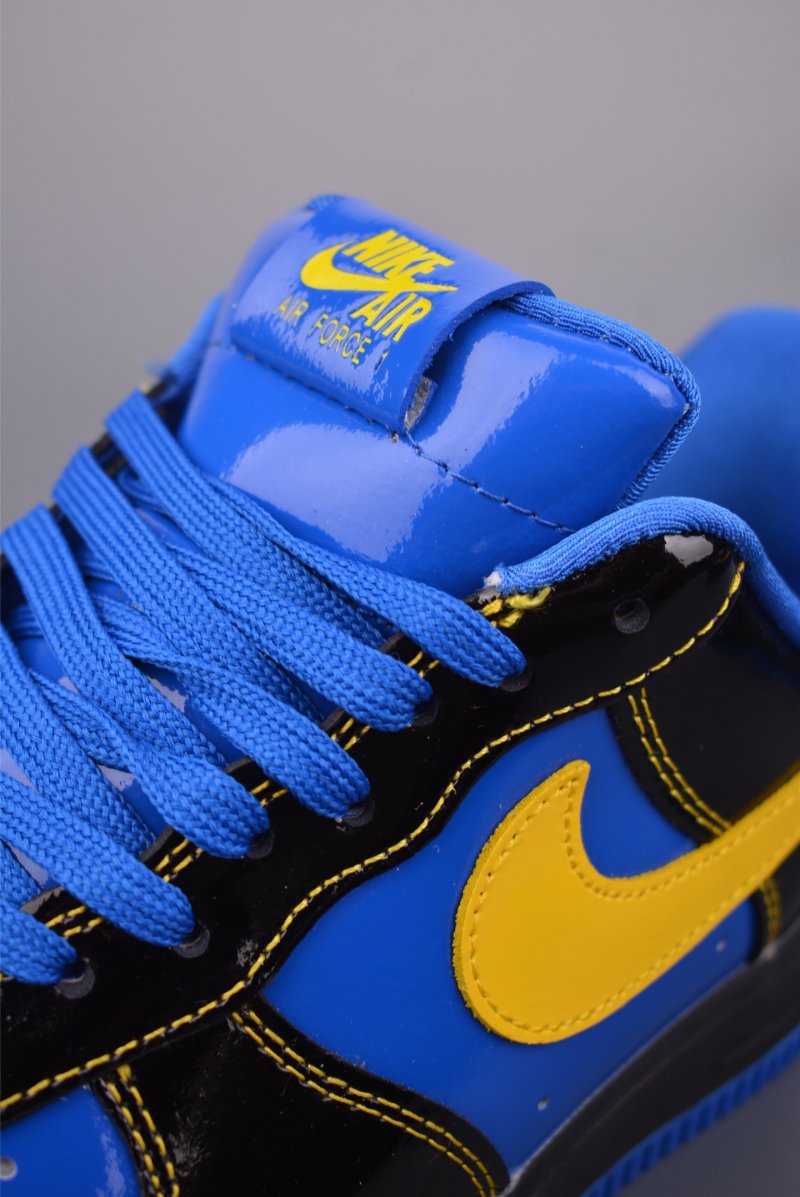 Nike Air Force 1 Low view