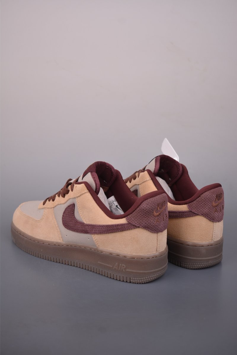Nike Air Force 1 Low view