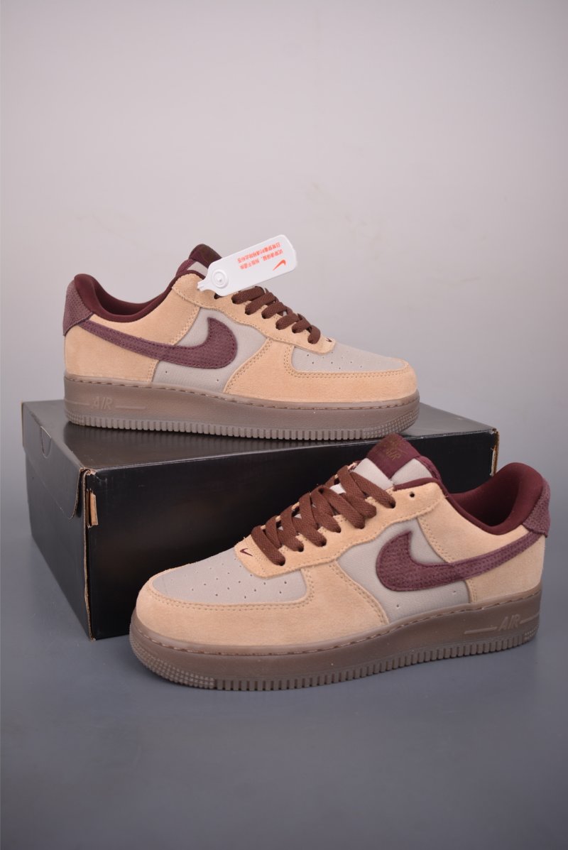 Nike Air Force 1 Low view