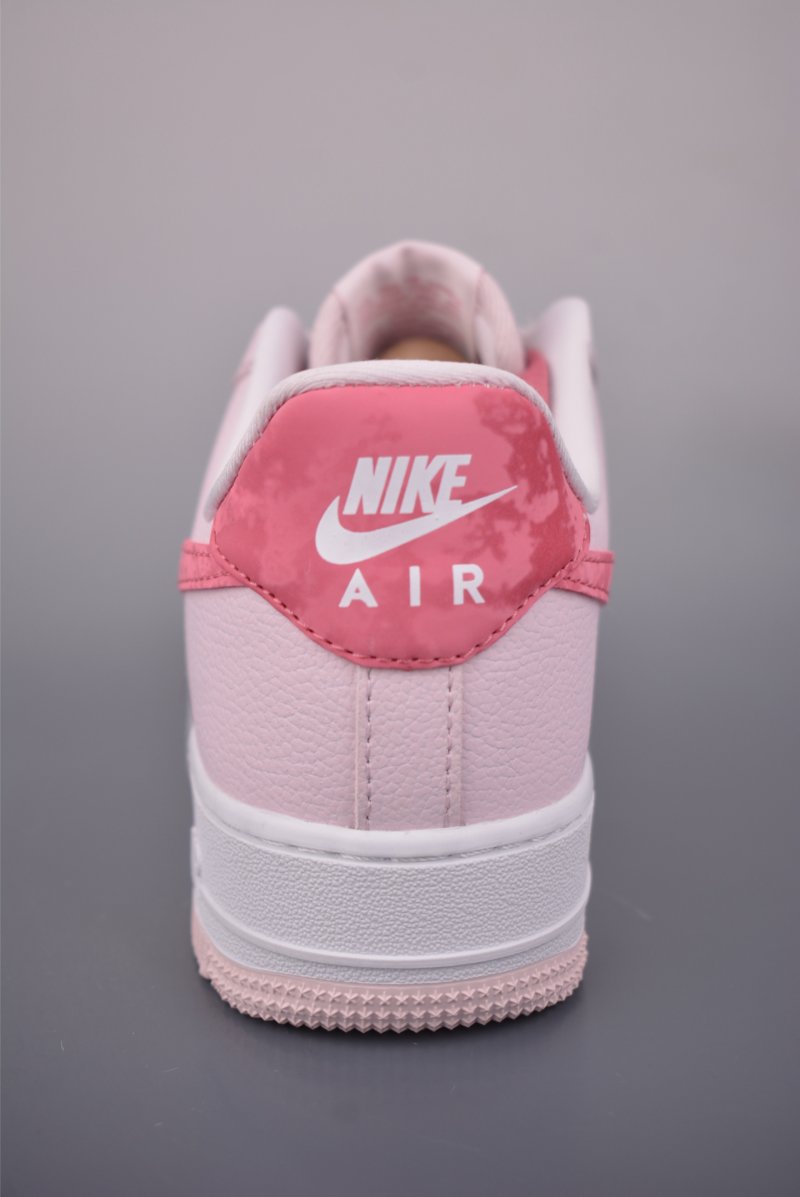 Nike Air Force 1 Low view