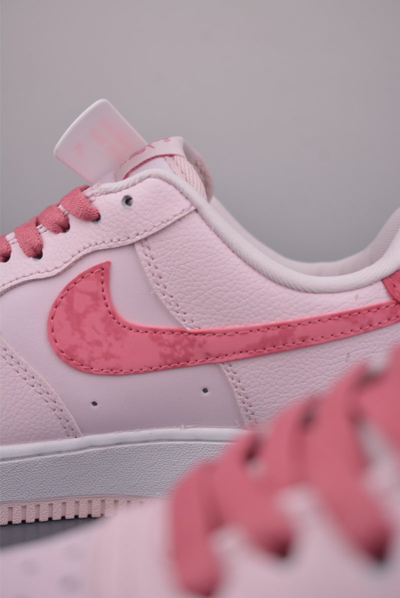 Nike Air Force 1 Low view