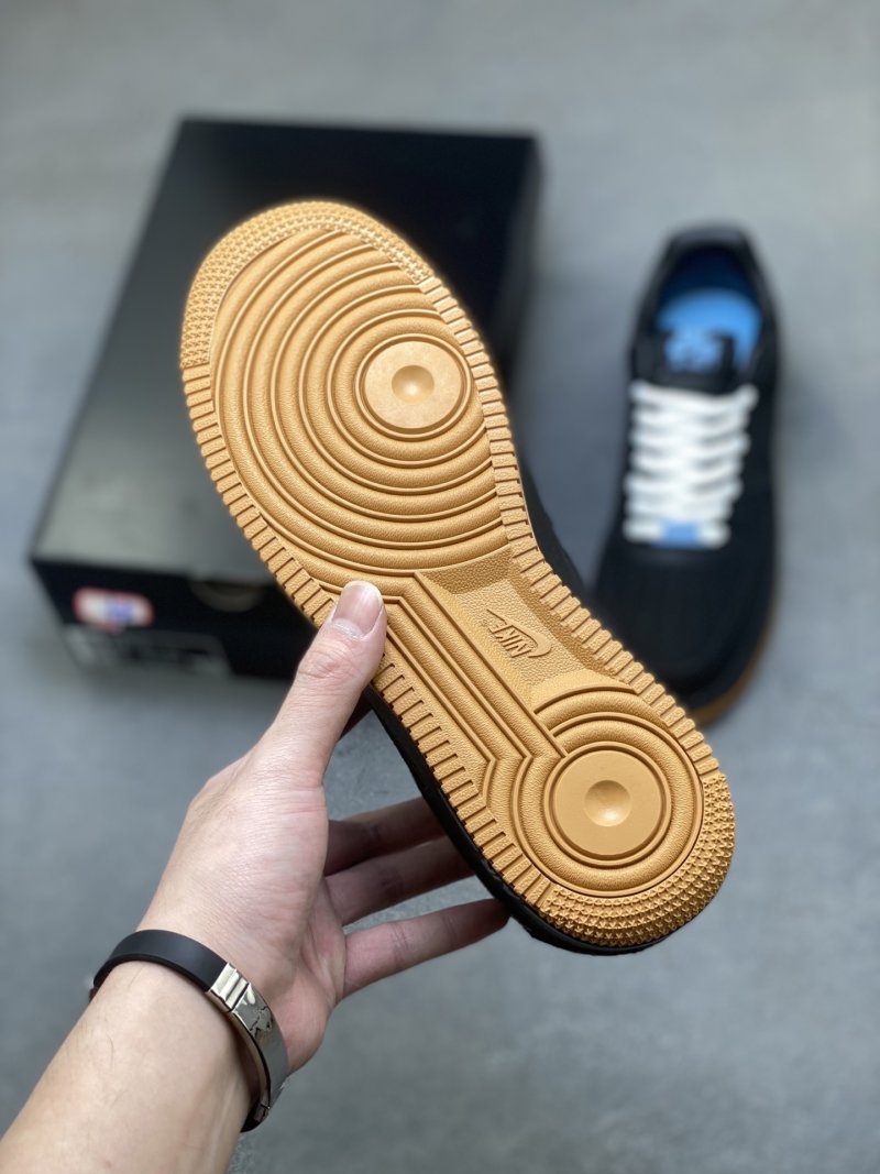 Nike Air Force 1 Low 'Gold' view