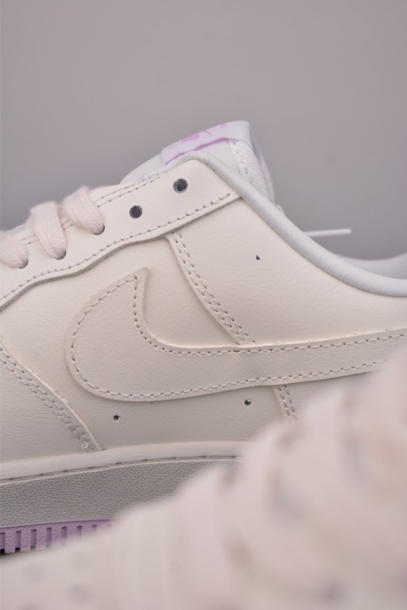Nike Air Force 1 Low view