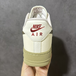 Nike Air Force 1 Low view 4