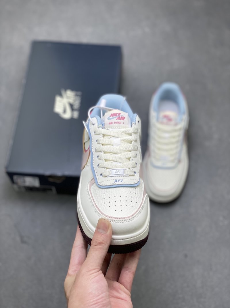 Nike Air Force 1 Low 'Gold' view