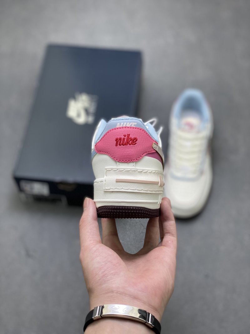 Nike Air Force 1 Low 'Gold' view