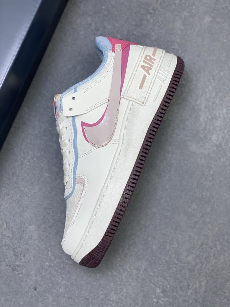 Nike Air Force 1 Low 'Gold' view