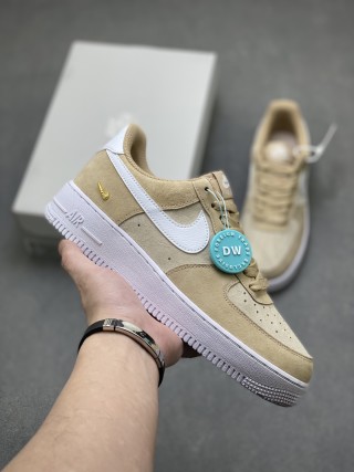 Nike Air Force 1 Low 'Gold' view 1