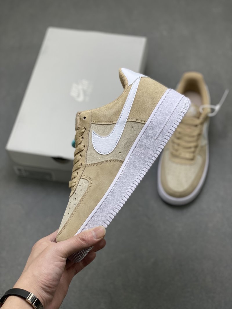 Nike Air Force 1 Low 'Gold' view