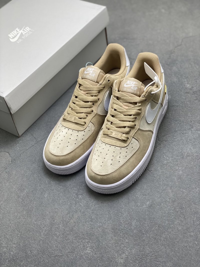 Nike Air Force 1 Low 'Gold' view