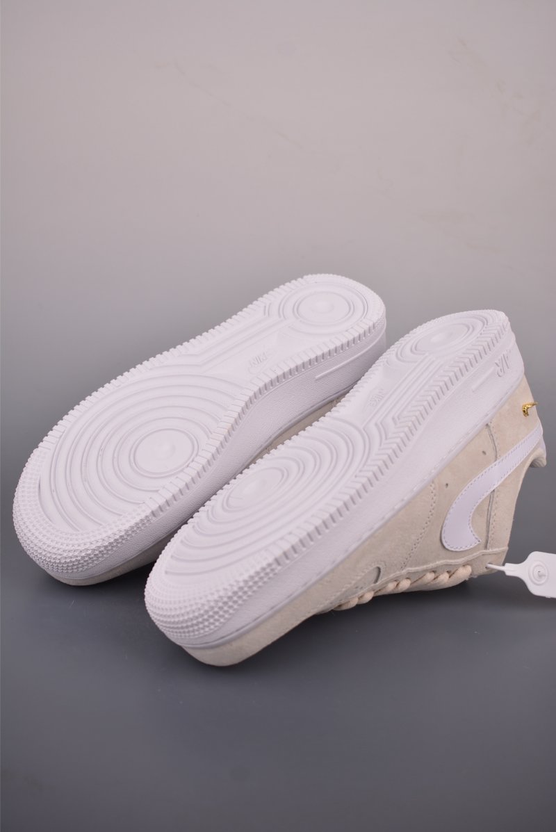 Nike Air Force 1 Low view