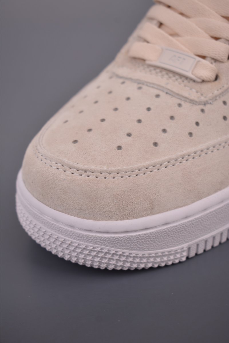 Nike Air Force 1 Low view
