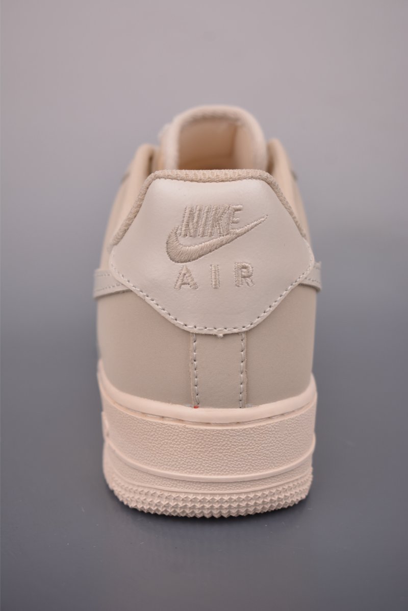 Nike Air Force 1 Low view