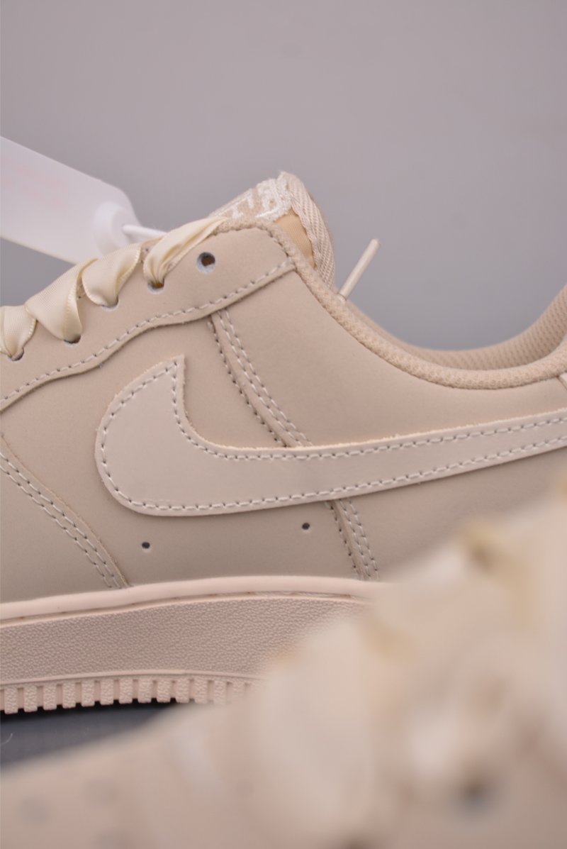 Nike Air Force 1 Low view