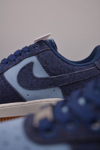 Nike Air Force 1 Low view 8