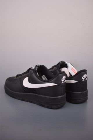 Nike Air Force 1 Low view 2