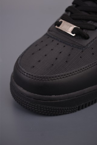 Nike Air Force 1 Low view 6