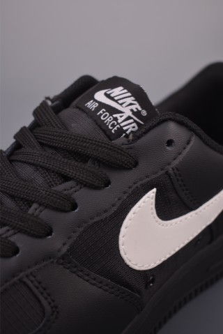 Nike Air Force 1 Low view 7
