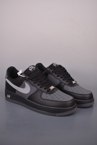 Nike Air Force 1 Low view 1