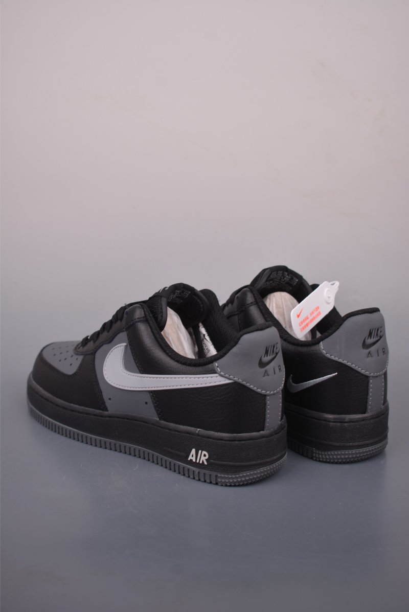 Nike Air Force 1 Low view