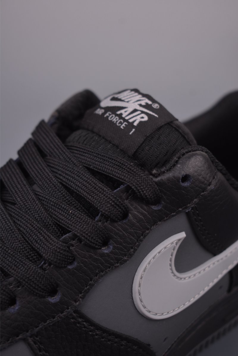 Nike Air Force 1 Low view