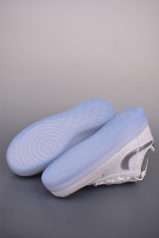 Nike Air Force 1 Low view 3