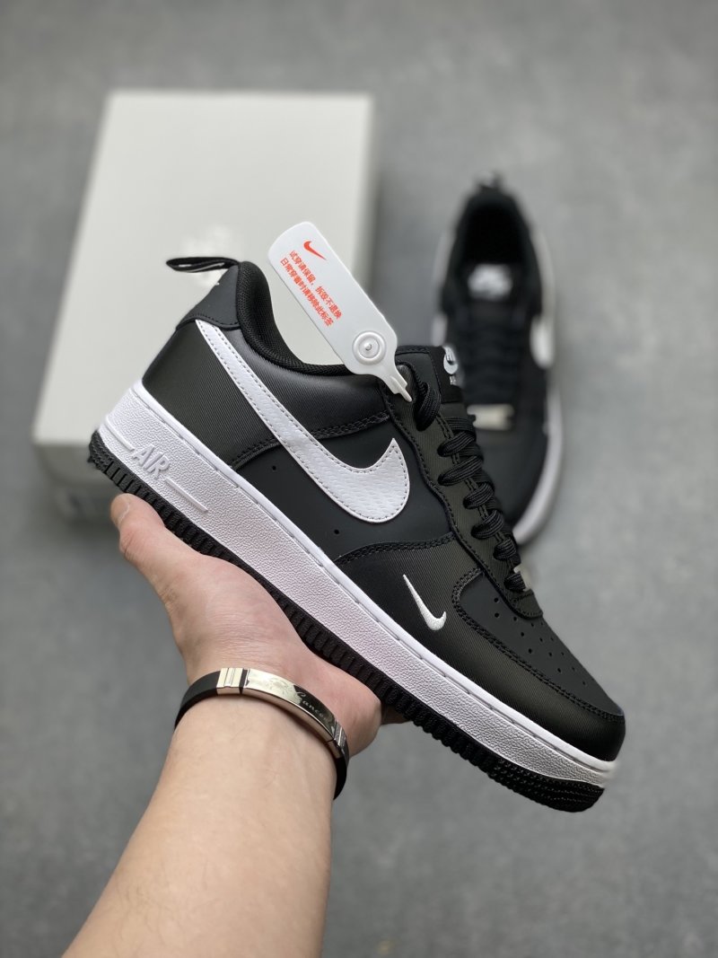 Nike Air Force 1 Low 'Gold'