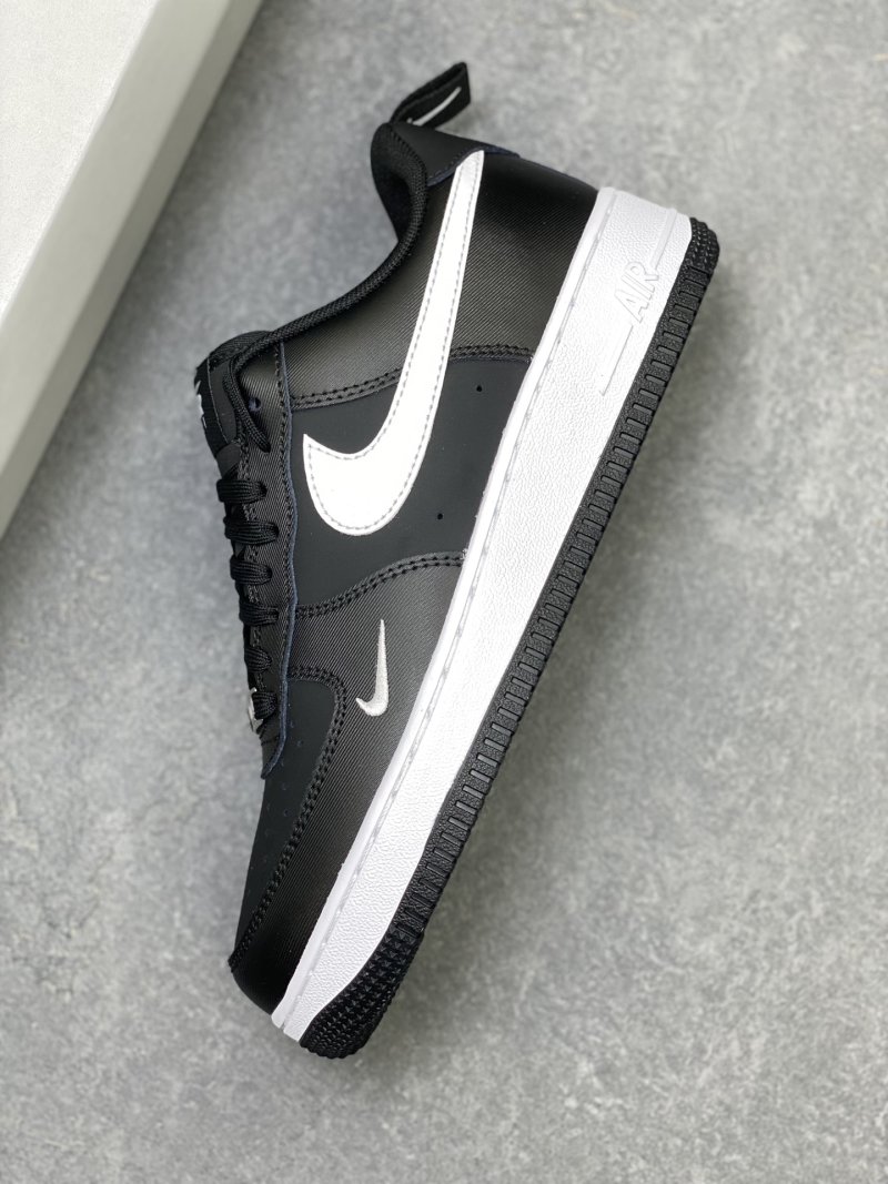 Nike Air Force 1 Low 'Gold' view