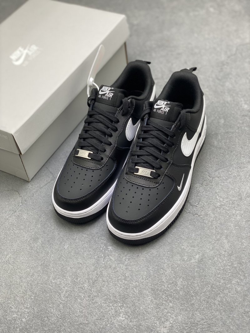 Nike Air Force 1 Low 'Gold' view