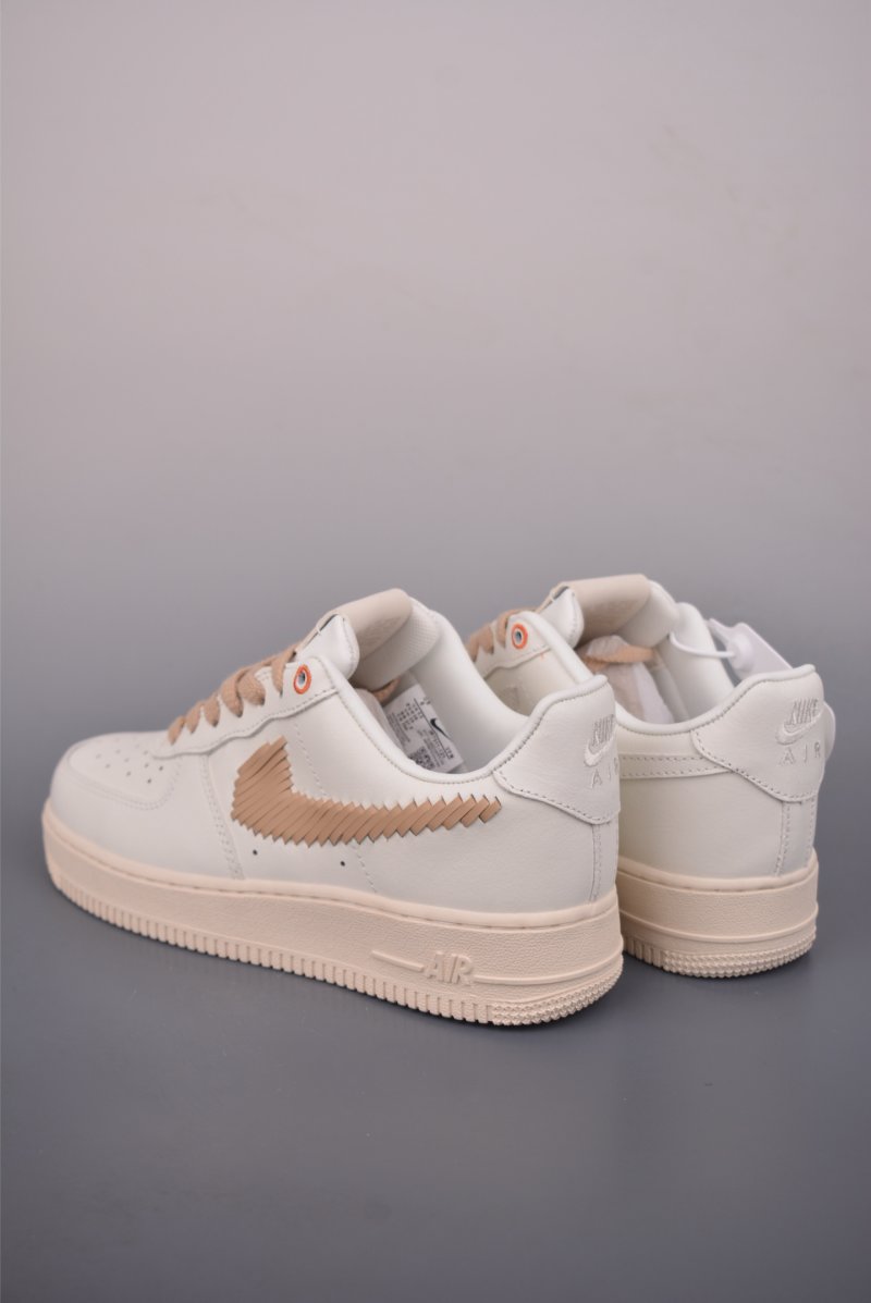 Nike Air Force 1 Low view