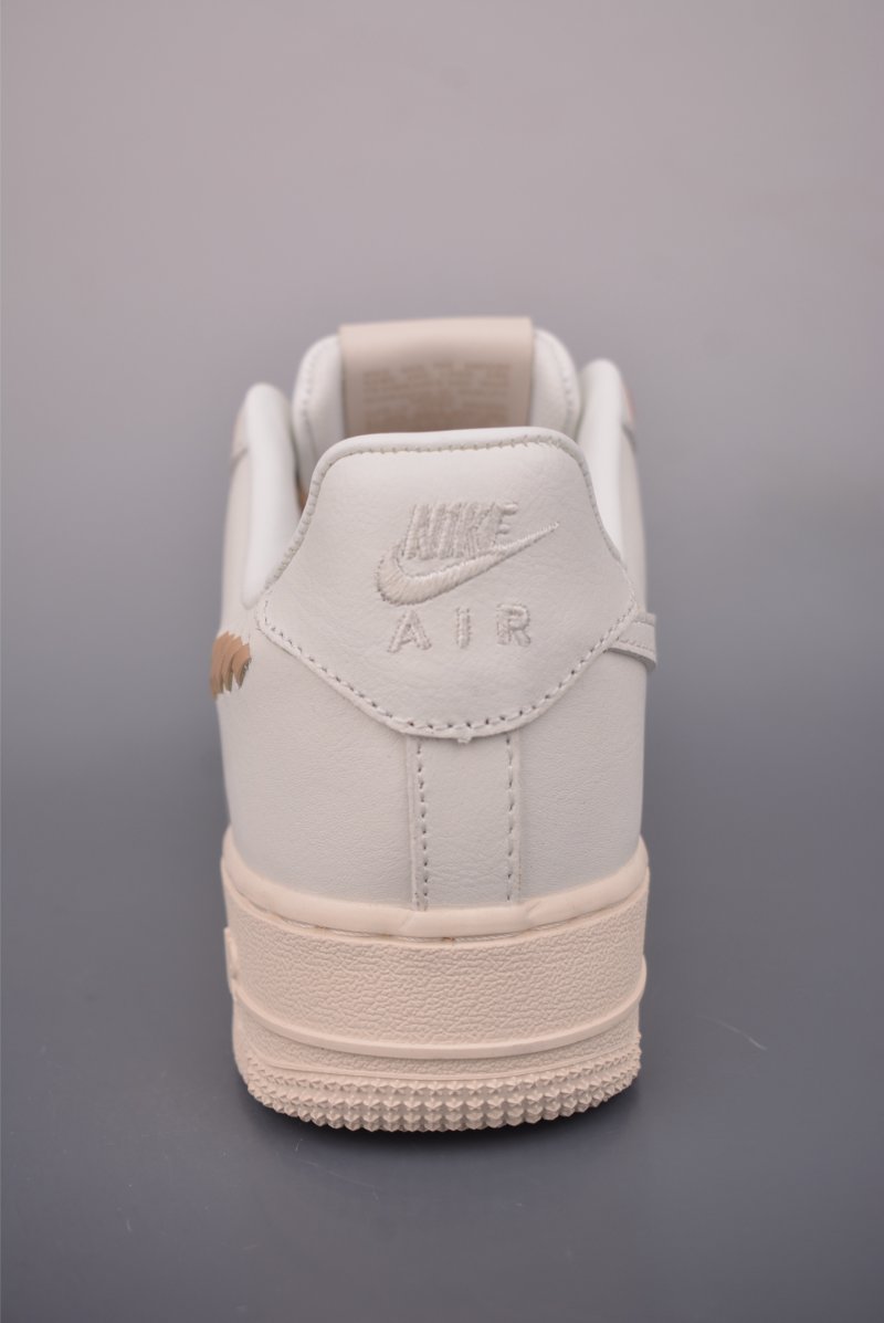 Nike Air Force 1 Low view
