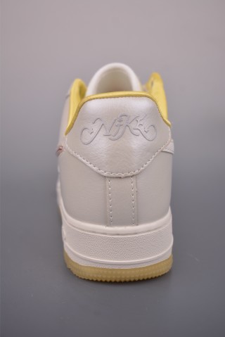 Nike Air Force 1 Low view 4