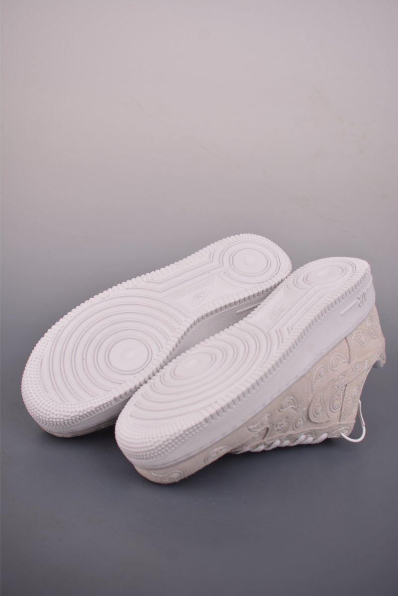 Nike Air Force 1 Low view