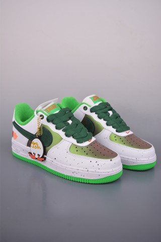 Nike Air Force 1 Low view 1