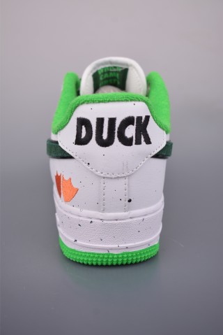 Nike Air Force 1 Low view 4