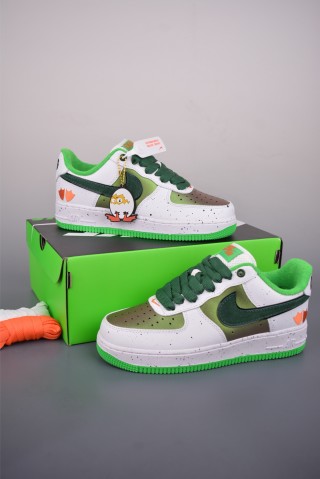 Nike Air Force 1 Low view 5