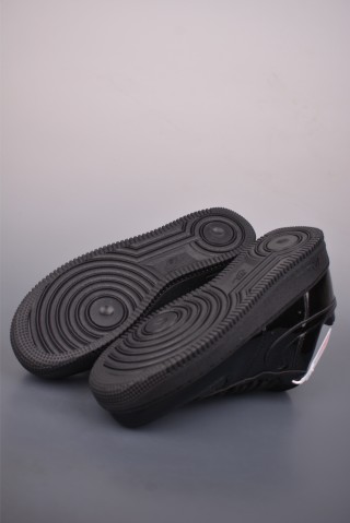 Nike Air Force 1 Low view 3