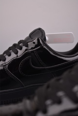Nike Air Force 1 Low view 8