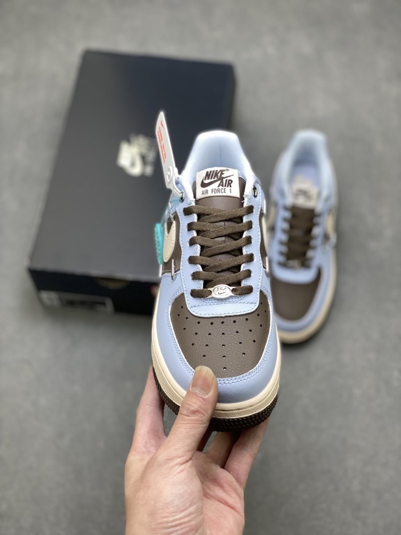 Nike Air Force 1 Low 'Gold' view
